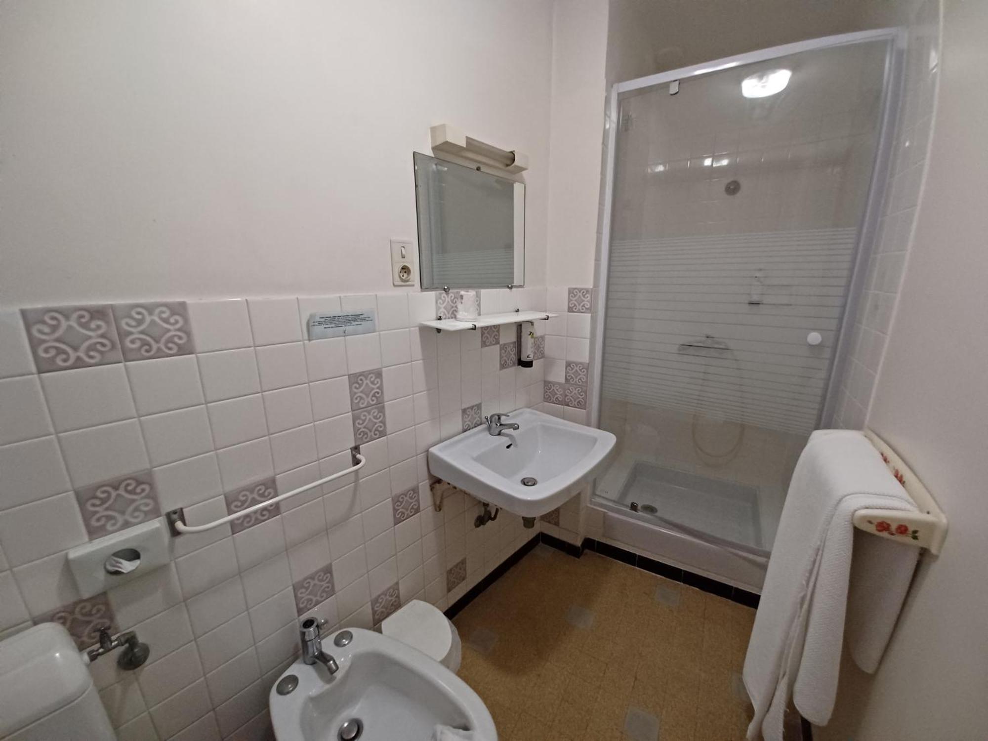 Logis Hotel Du Pont D'Or Баржоль Экстерьер фото